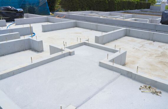 自然と調和した耐震性の高い新築をご提供いたします | おしゃれな注文住宅は福岡のTOMORROW HOUSE