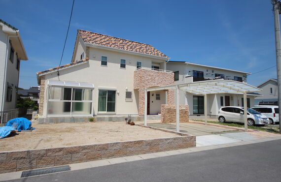 福岡のお洒落なプロヴァンススタイルの注文住宅は久留米のTOMORROW HOUSE